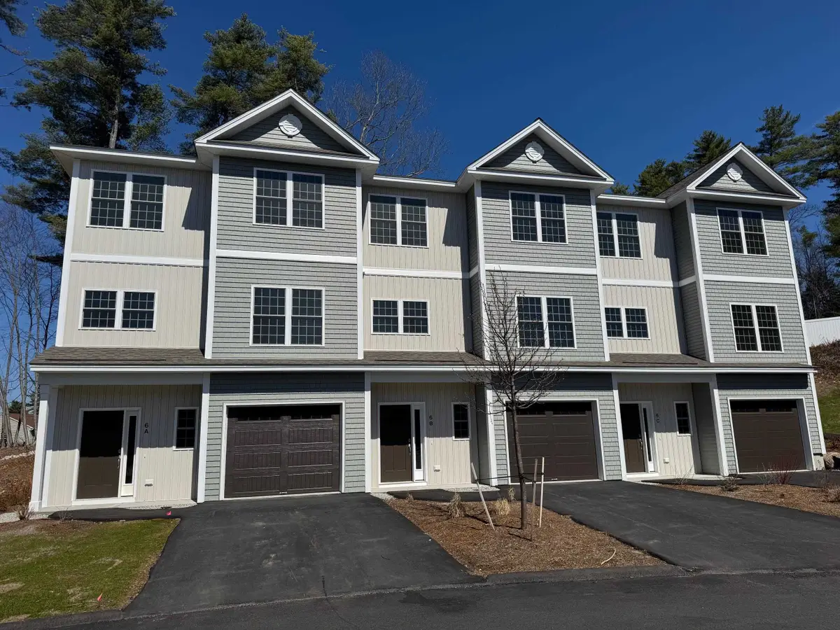 6C Dearborn Circle, Goffstown, NH 03045 - #1