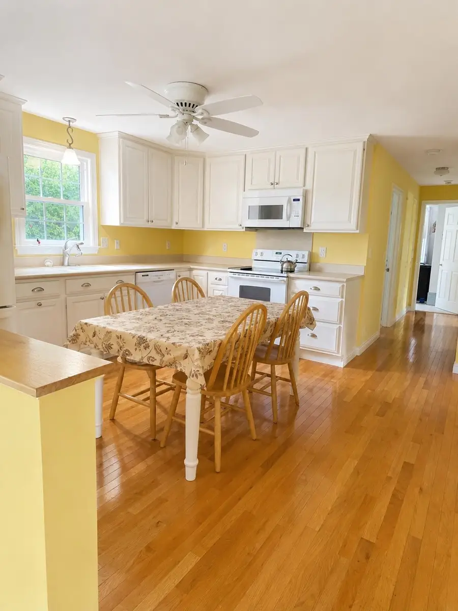 21 Harvest Drive, Hooksett, NH 03106-1902 - #2