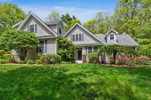 9 Checkerberry Lane, Concord, NH 03301