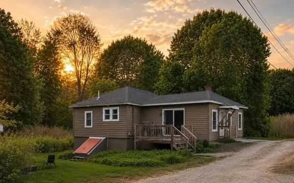 20 Daniel Webster Highway, Plymouth, NH 03264
