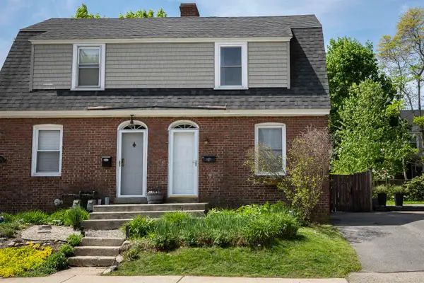 189 Concord Way, Portsmouth, NH 03801