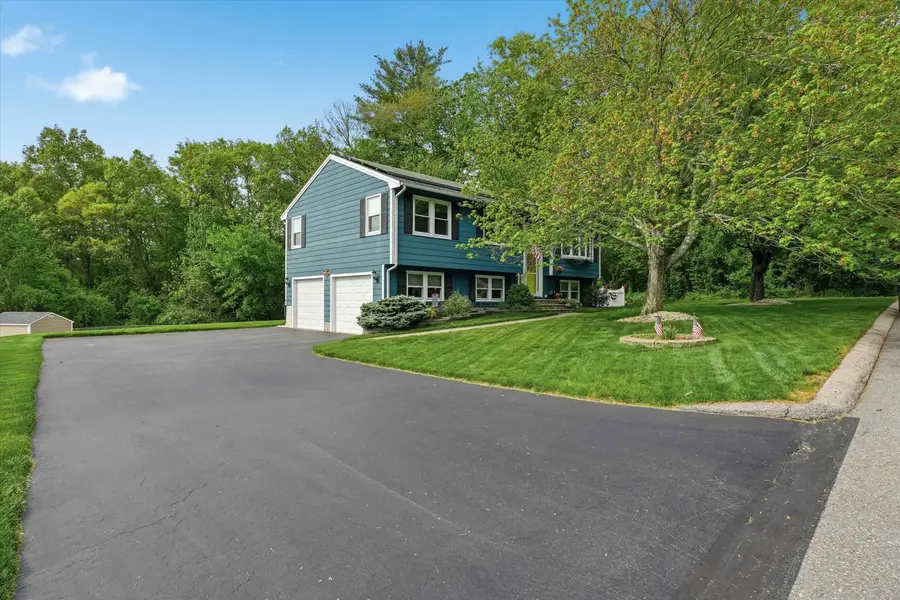 40 Sherwood Circle, Salem, NH 03079 - #2