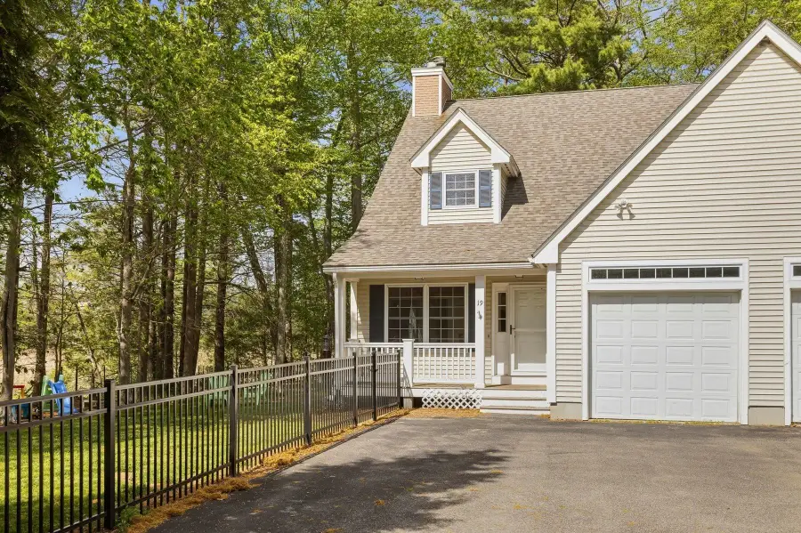 19 Violette Lane, Seabrook, NH 03874 - #2