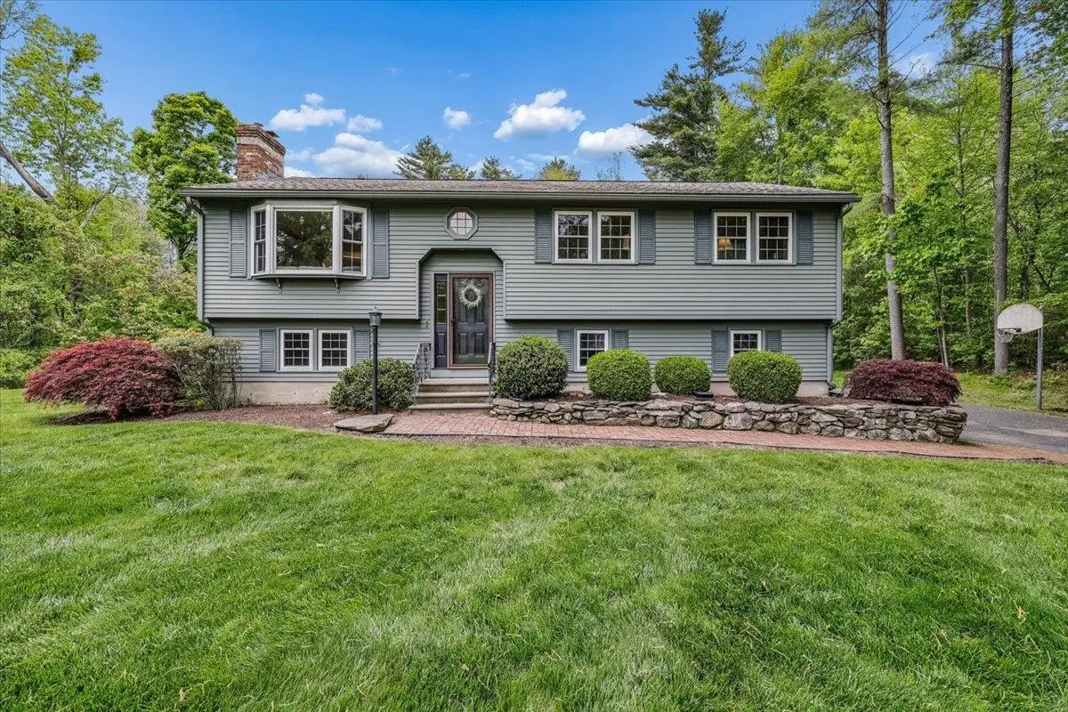 1 Dresden Way, Londonderry, NH 03053 - #1