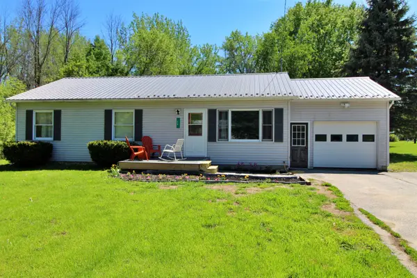 50 Wood Lane, Alburgh, VT 05440