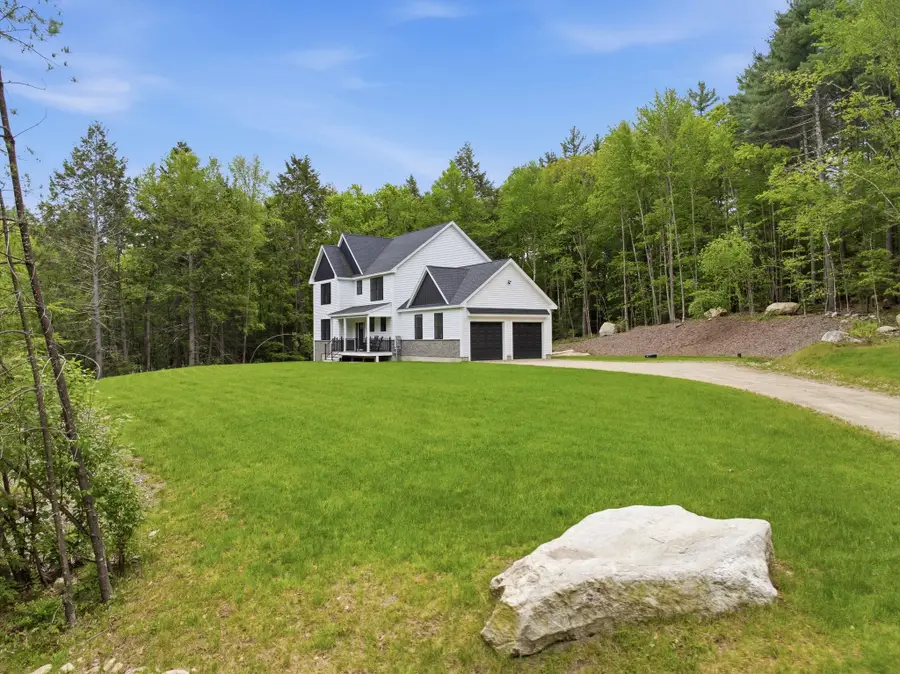 8 Arrowwood Road, New Boston, NH 03070 - #2