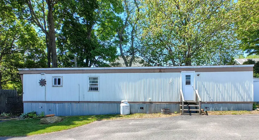 1338 Woodbury Avenue #9, Portsmouth, NH 03801 - #2