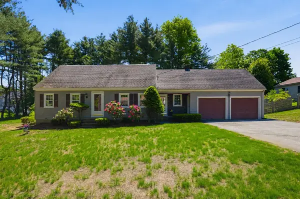 23 Rustic Lane, Plaistow, NH 03865