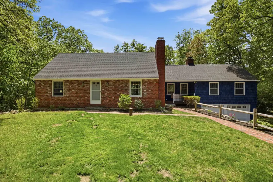 5 Pinecrest Circle, Bedford, NH 03110 - #2