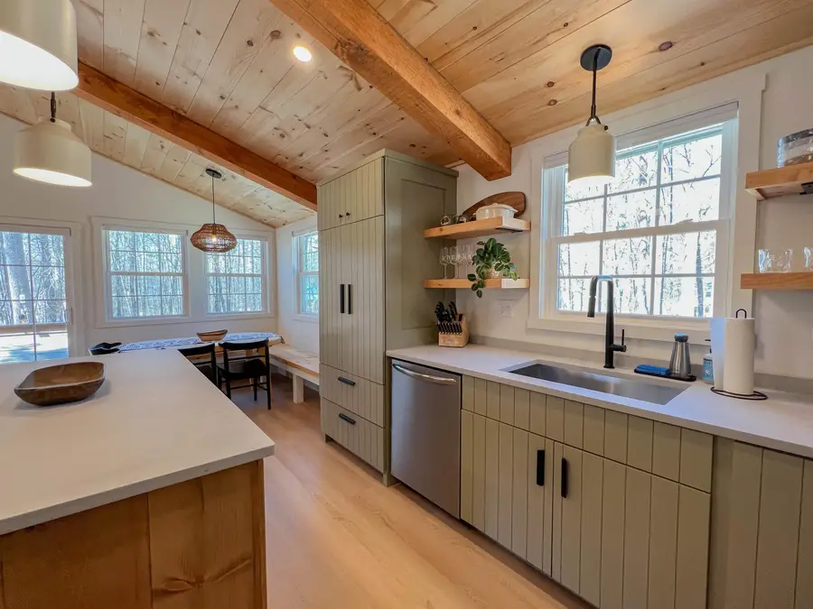 15 Abenaki Avenue, Conway, NH 03813 - #2