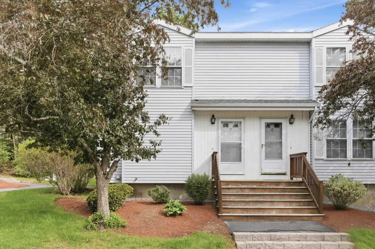 107 Franklin Street Extension, Derry, NH 03038 - #1
