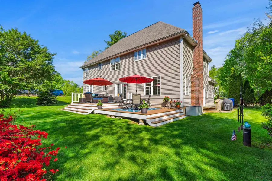 25 Chandler Drive, Londonderry, NH 03053 - #3