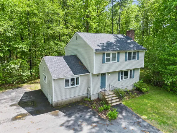 59 Amherst Drive, Derry, NH 03038