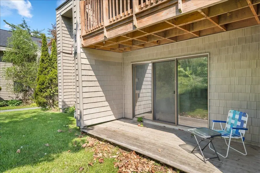 11 Hawthorne Circle, South Burlington, VT 05403 - #2