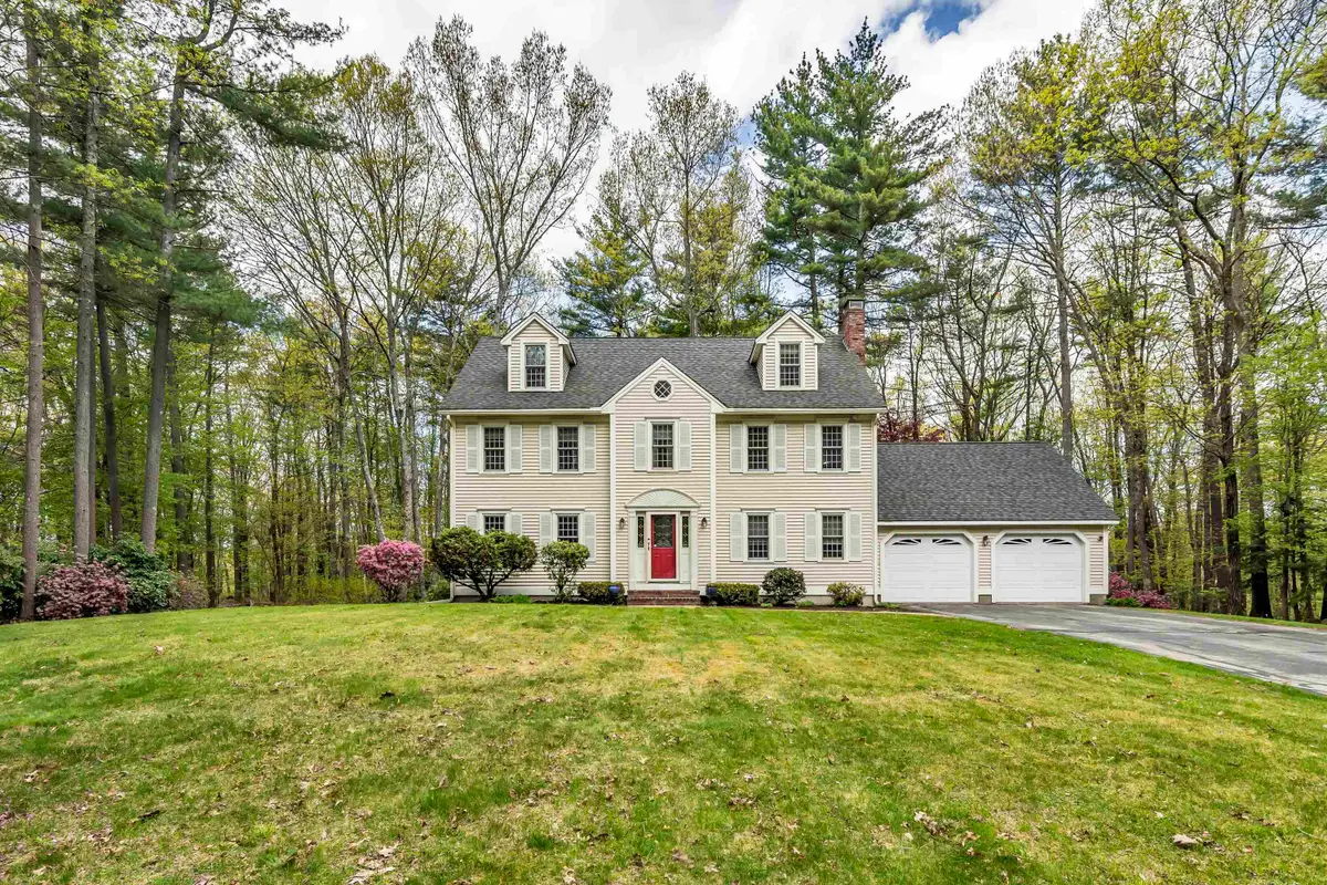 4 Cherokee Court, Londonderry, NH 03053 - #1