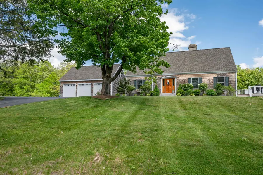 105 Chestnut Hill Road, Amherst, NH 03031 - #2