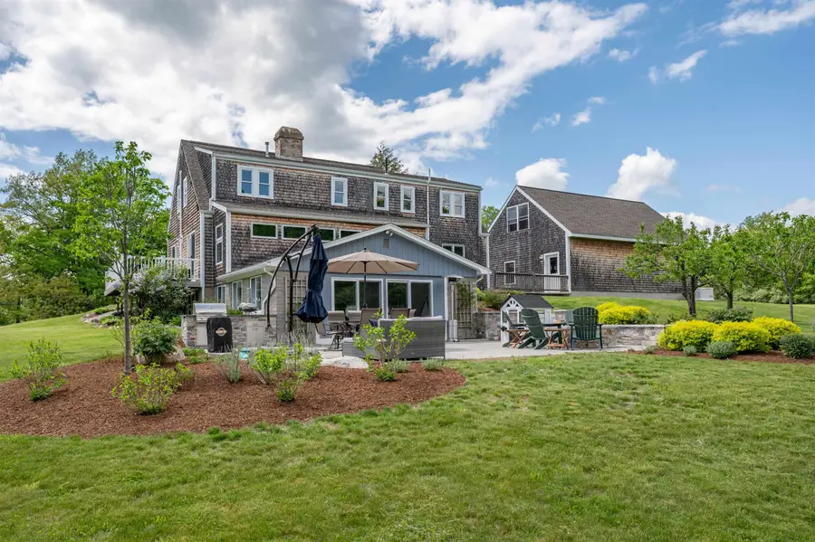 105 Chestnut Hill Road, Amherst, NH 03031 - #3