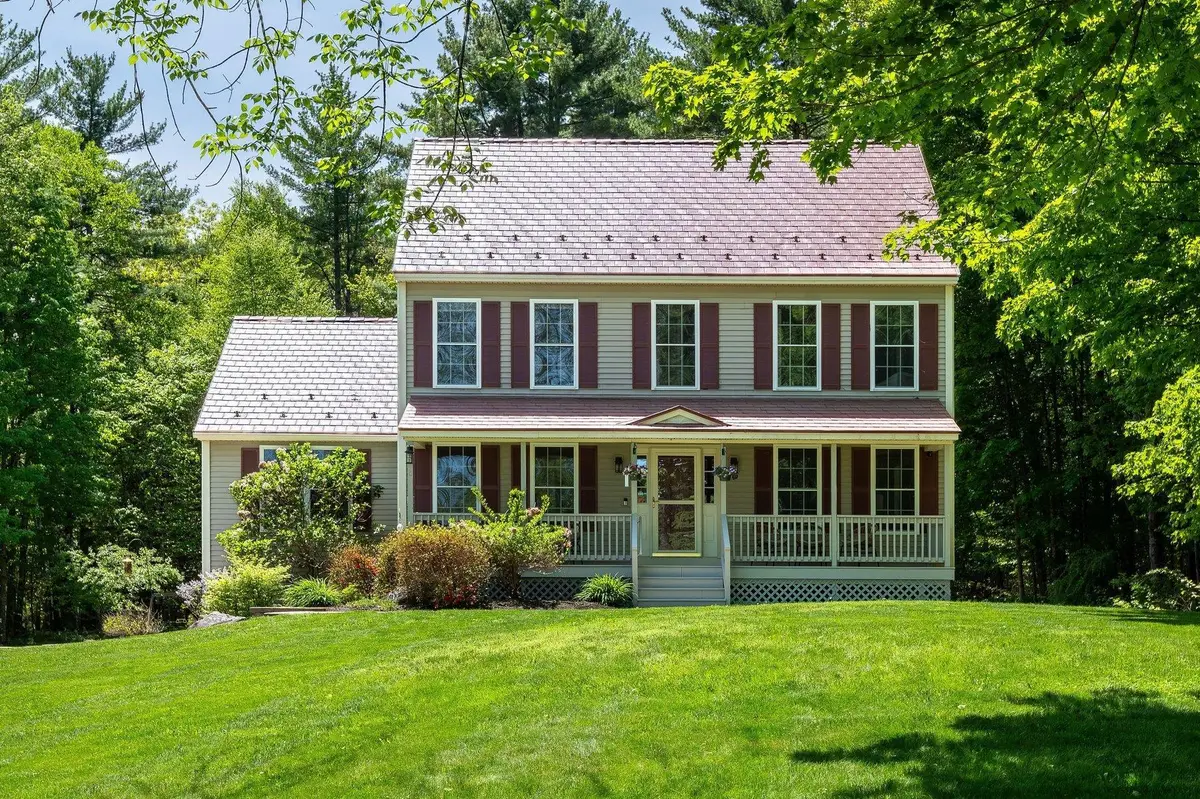 137 Ash Swamp Road, Newmarket, NH 03857 - #1