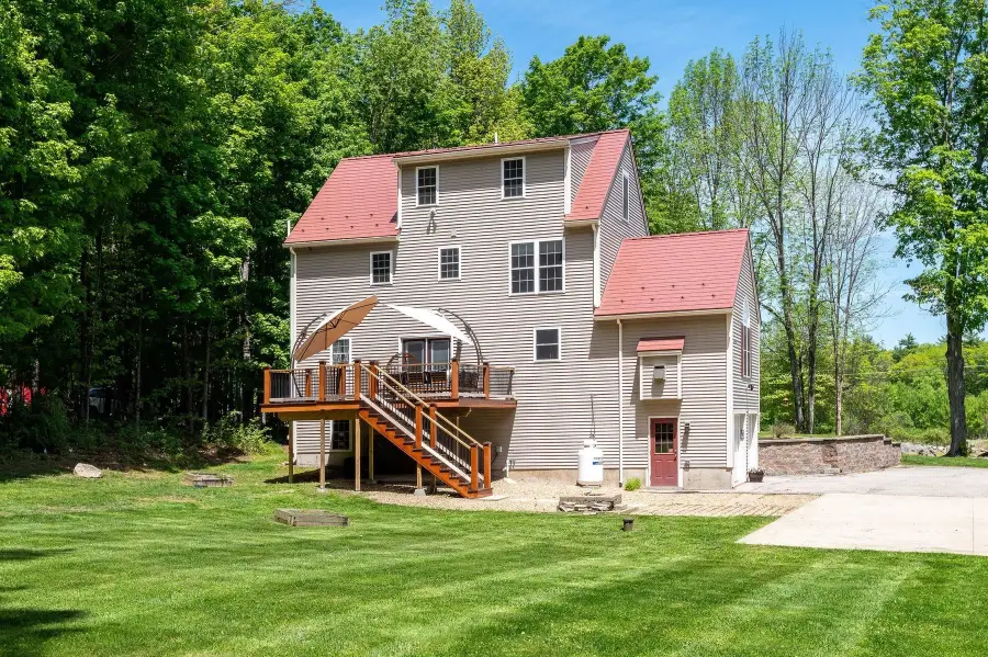 137 Ash Swamp Road, Newmarket, NH 03857 - #3