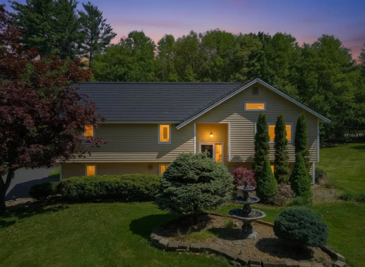 54 Schaefer Circle, Hudson, NH 03051 - #1