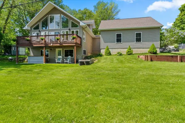 440 Mills Point Road, Colchester, VT 05446
