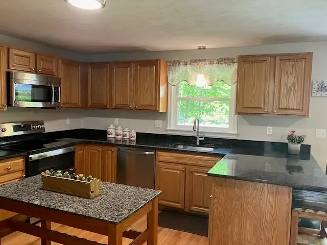 11 Lantern Lane, Londonderry, NH 03053 - #3