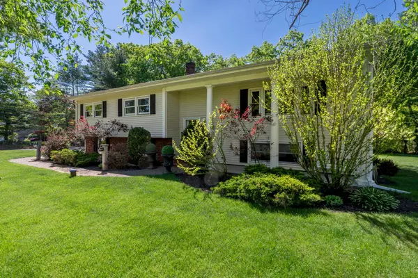 1 Cindy Avenue, Salem, NH 03079