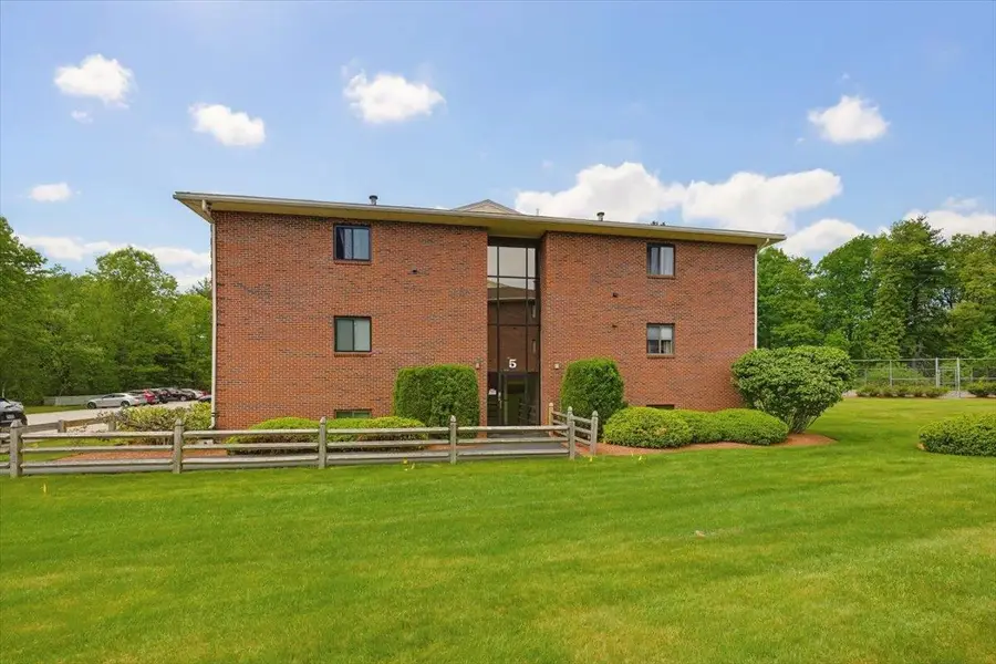 525 Abbott Farm Lane, Hudson, NH 03051 - #2