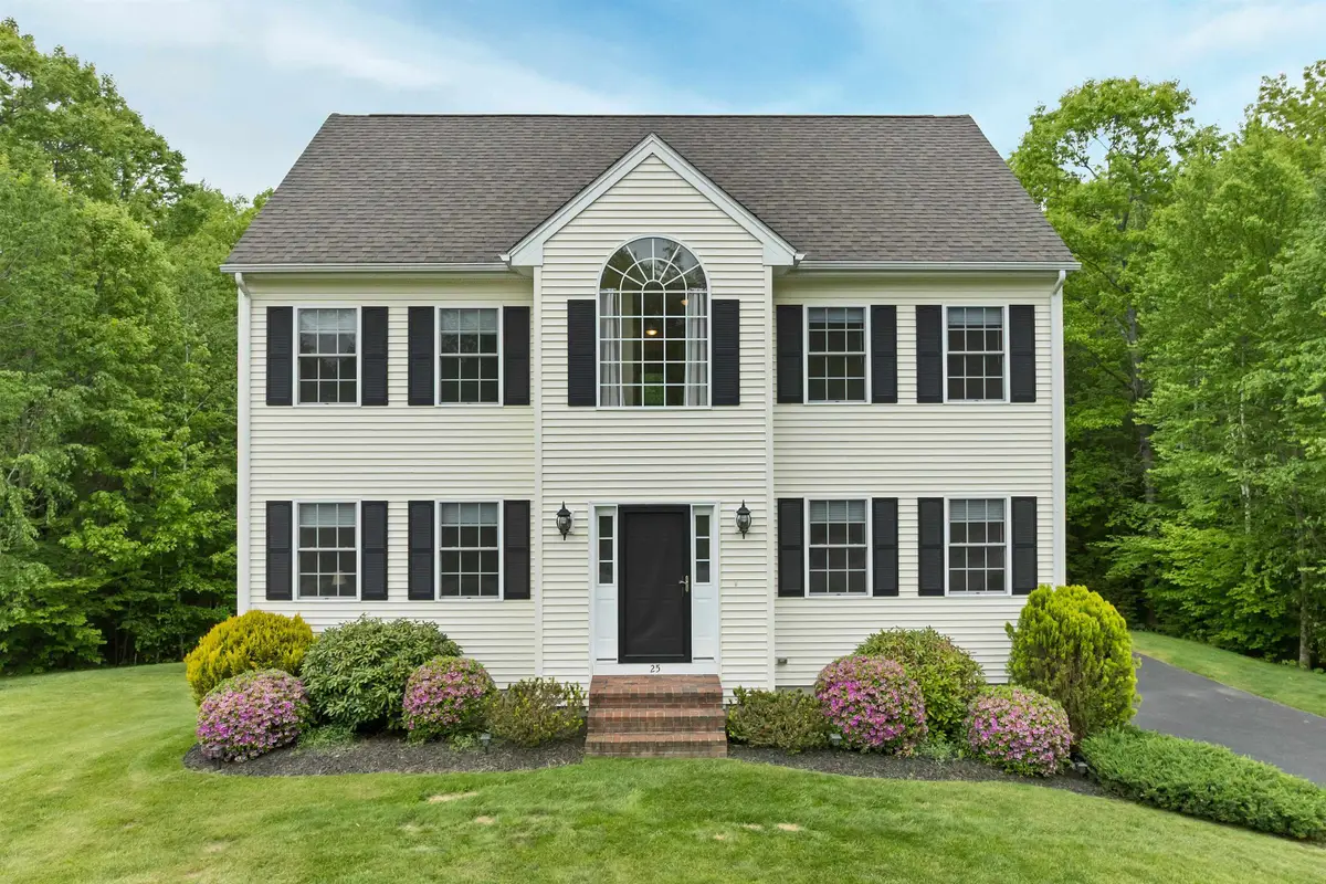 25 Penacook Road, Sandown, NH 03873 - #1