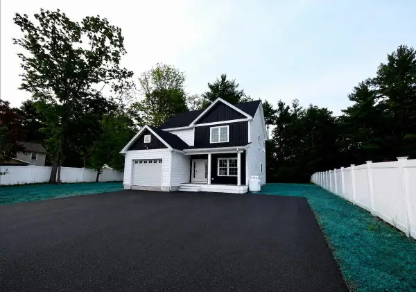 144 South Mast Street, Goffstown, NH 03045