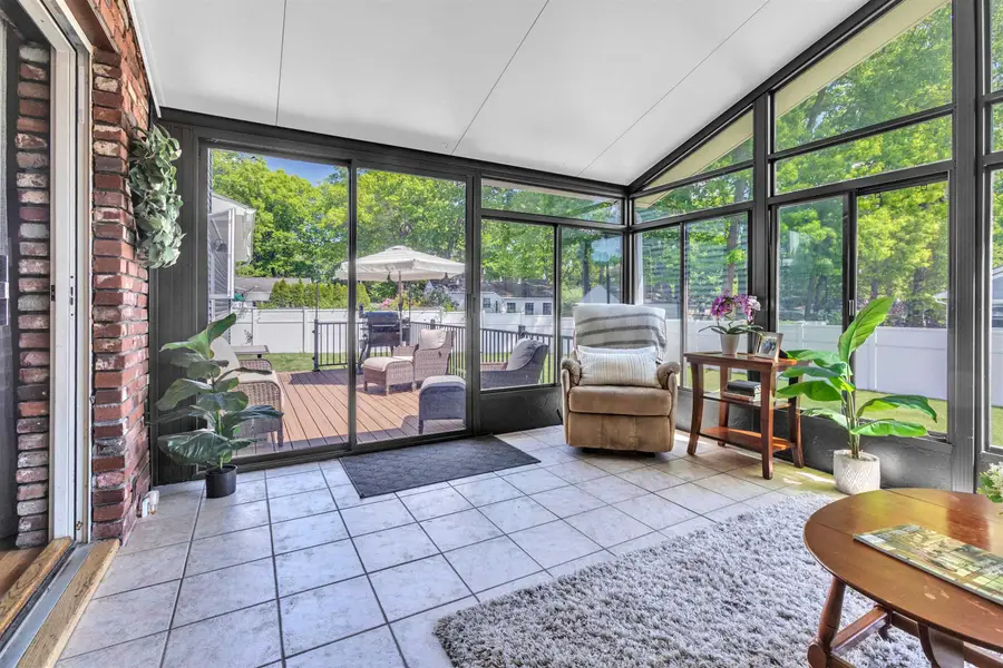47 Holt Avenue, Manchester, NH 03109 - #2