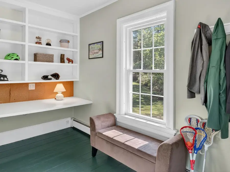 1376 Wes White Hill, Richmond, VT 05477 - #2