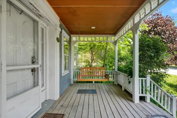 21 Seminary Street, Middlebury, VT 05753