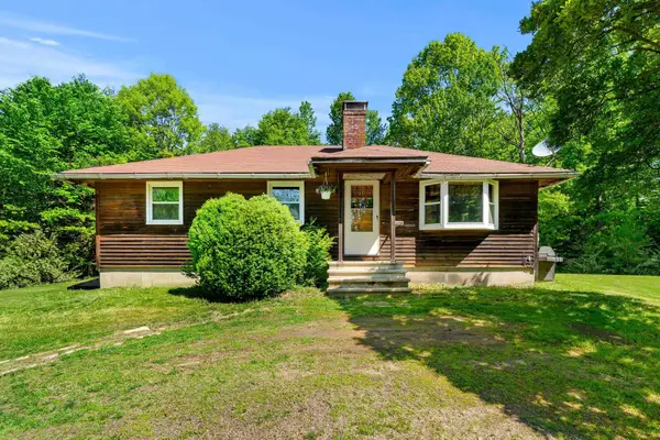 9 Bridle Road, Antrim, NH 03440