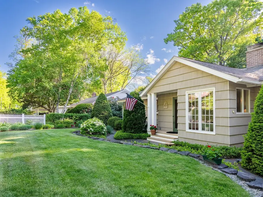 65 DeForest Heights, Burlington, VT 05401 - #2