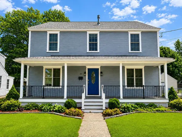 23 Cayuga Court, Burlington, VT 05408