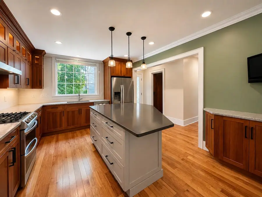 23 Cayuga Court, Burlington, VT 05408 - #3