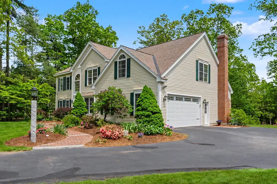 14 Karolina Lane, Bedford, NH 03110 - #2