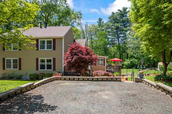 3 Richardson Drive, Derry, NH 03038
