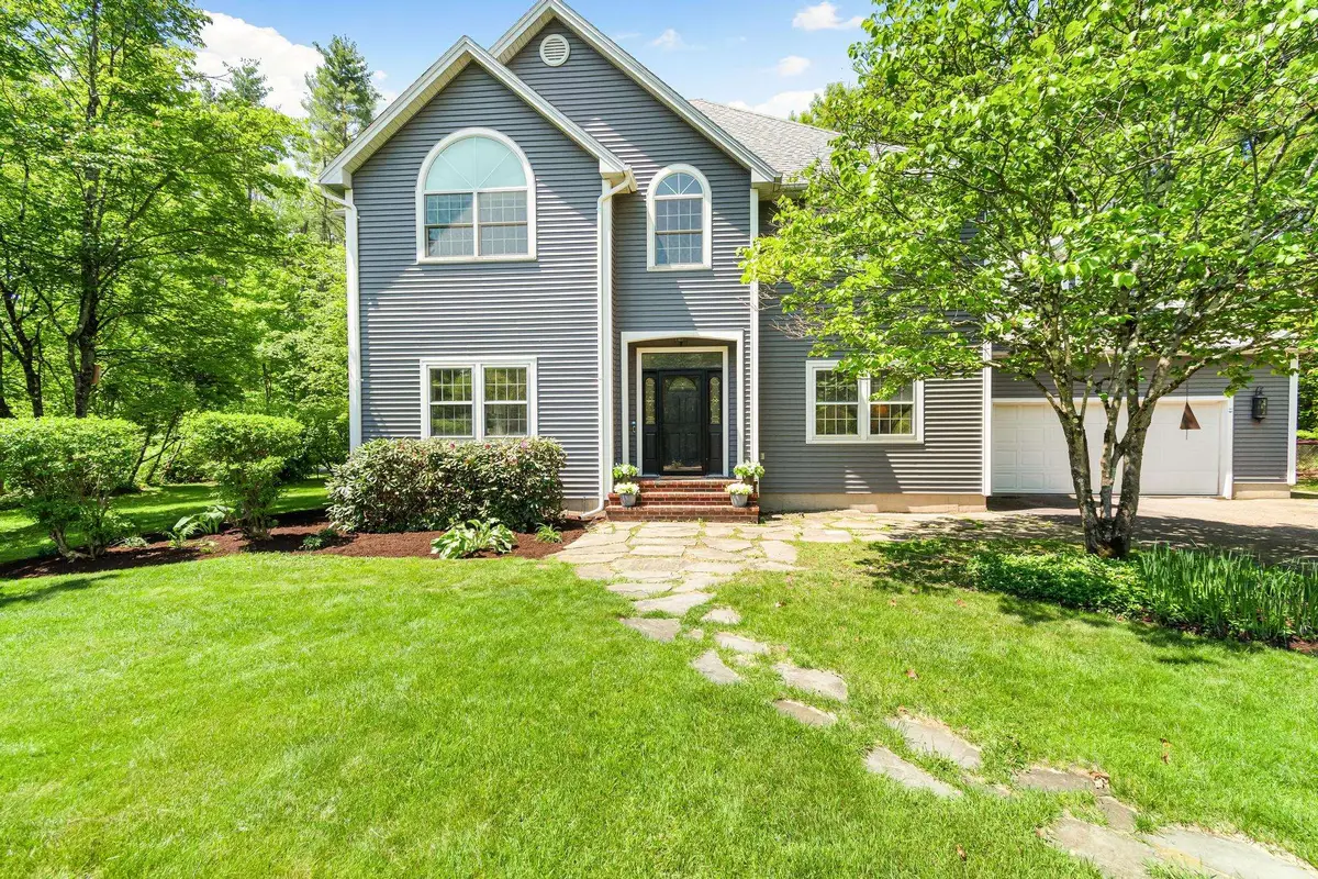142 Wall Street, Colchester, VT 05446 - #1