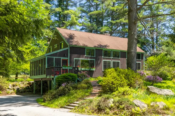 1526 South Road, Hopkinton, NH 03229