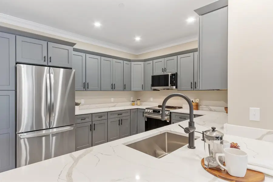 10100 S Willow Street #111, Manchester, NH 03103 - #3