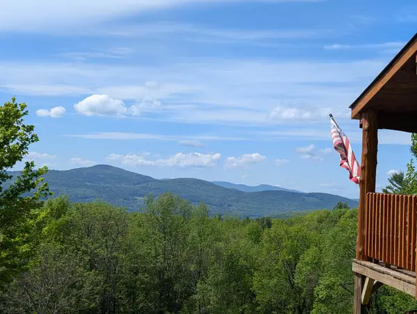 320 Hunt Mountain Road, Monroe, NH 03771