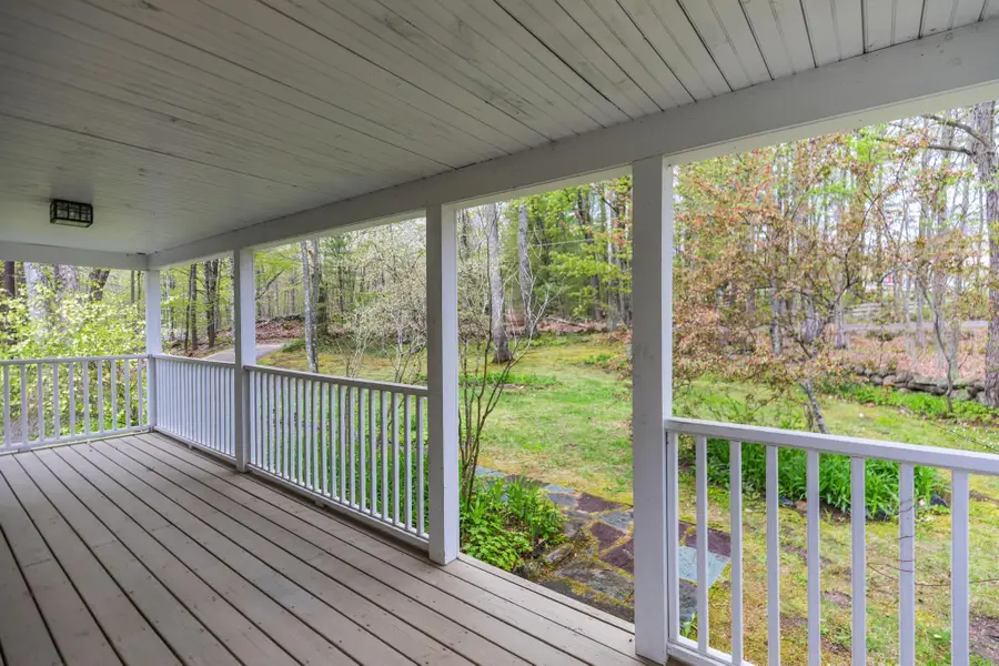 33 South Summer Street, Nottingham, NH 03290 - #2