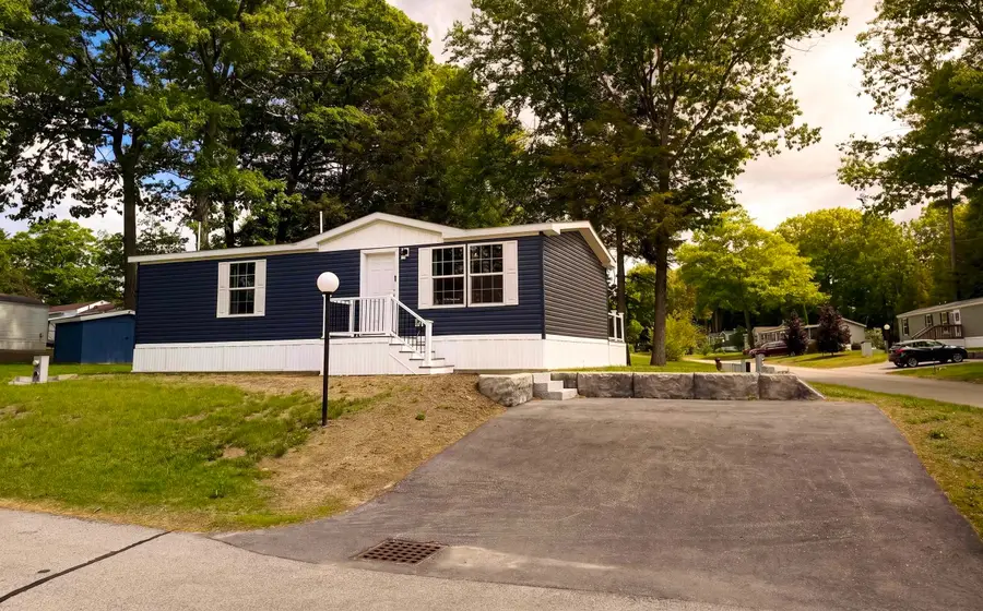 23 South Elderberry Lane, Rochester, NH 03867 - #3