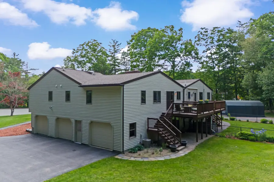 3 and 5 Shady Lane, Salem, NH 03079-2229 - #3
