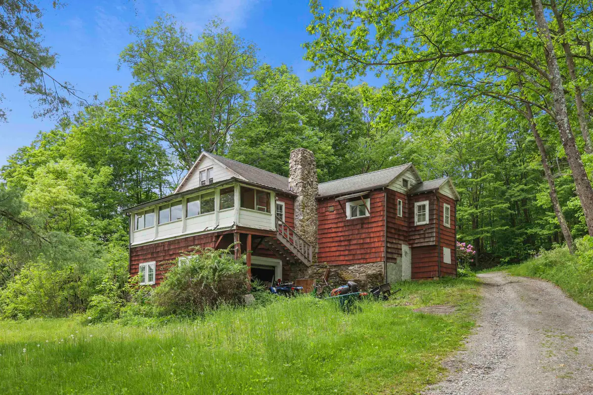 348 Center Street, Pownal, VT 05261 - #1