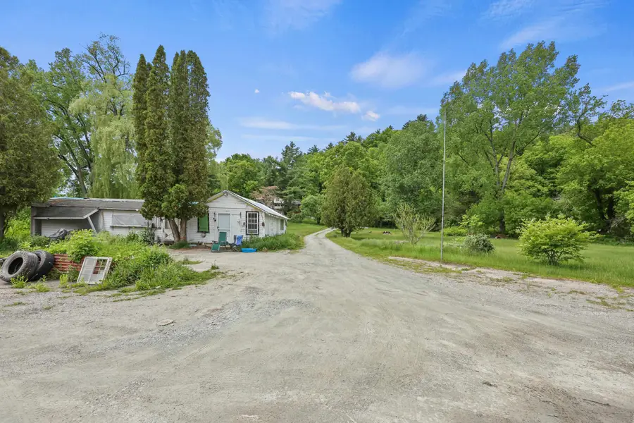 348 Center Street, Pownal, VT 05261 - #2