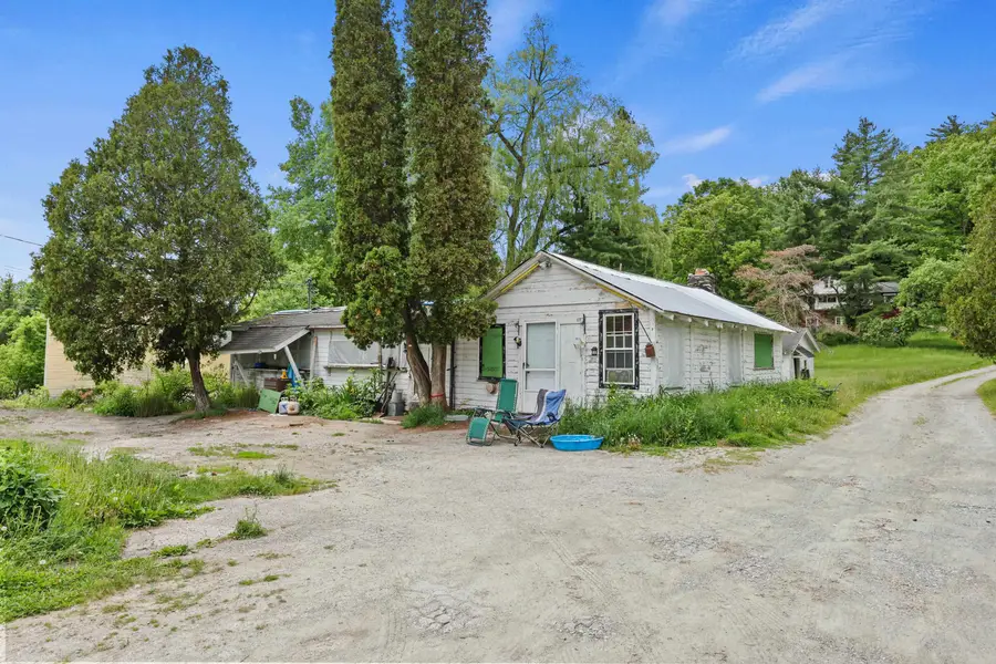 348 Center Street, Pownal, VT 05261 - #3