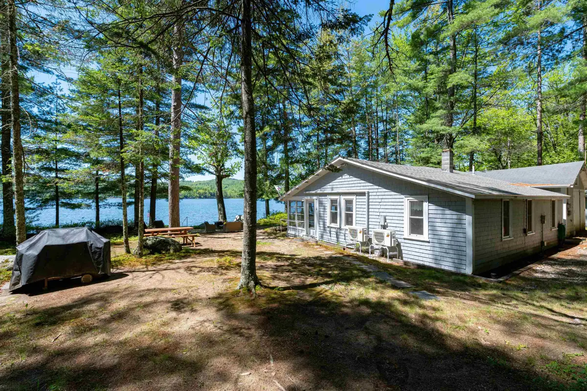 33 Oak Avenue, Effingham, NH 03882 - #1